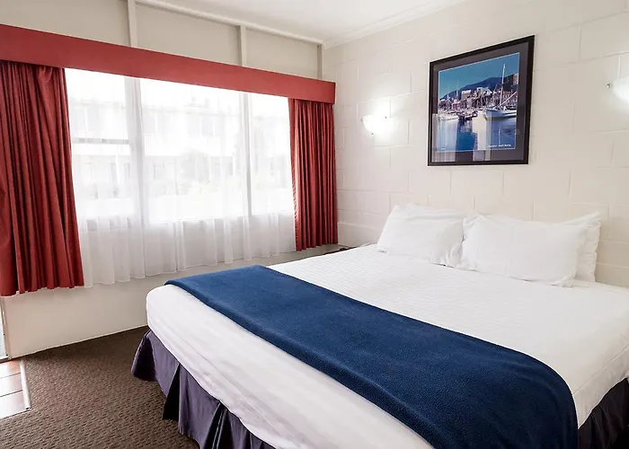 Edgewater Hotel